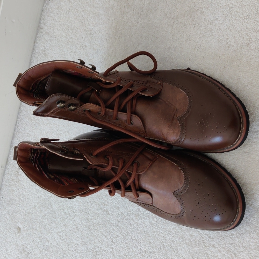 Johan boots for men